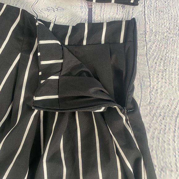 Shein Stripe Open Back Crop Cami Top And  Shorts Set - Picture 5 of 8